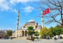 Türkiye’de En Popüler Kültür ve Gezilecek Yerler Popular Culture and Places to Visit in Turkey